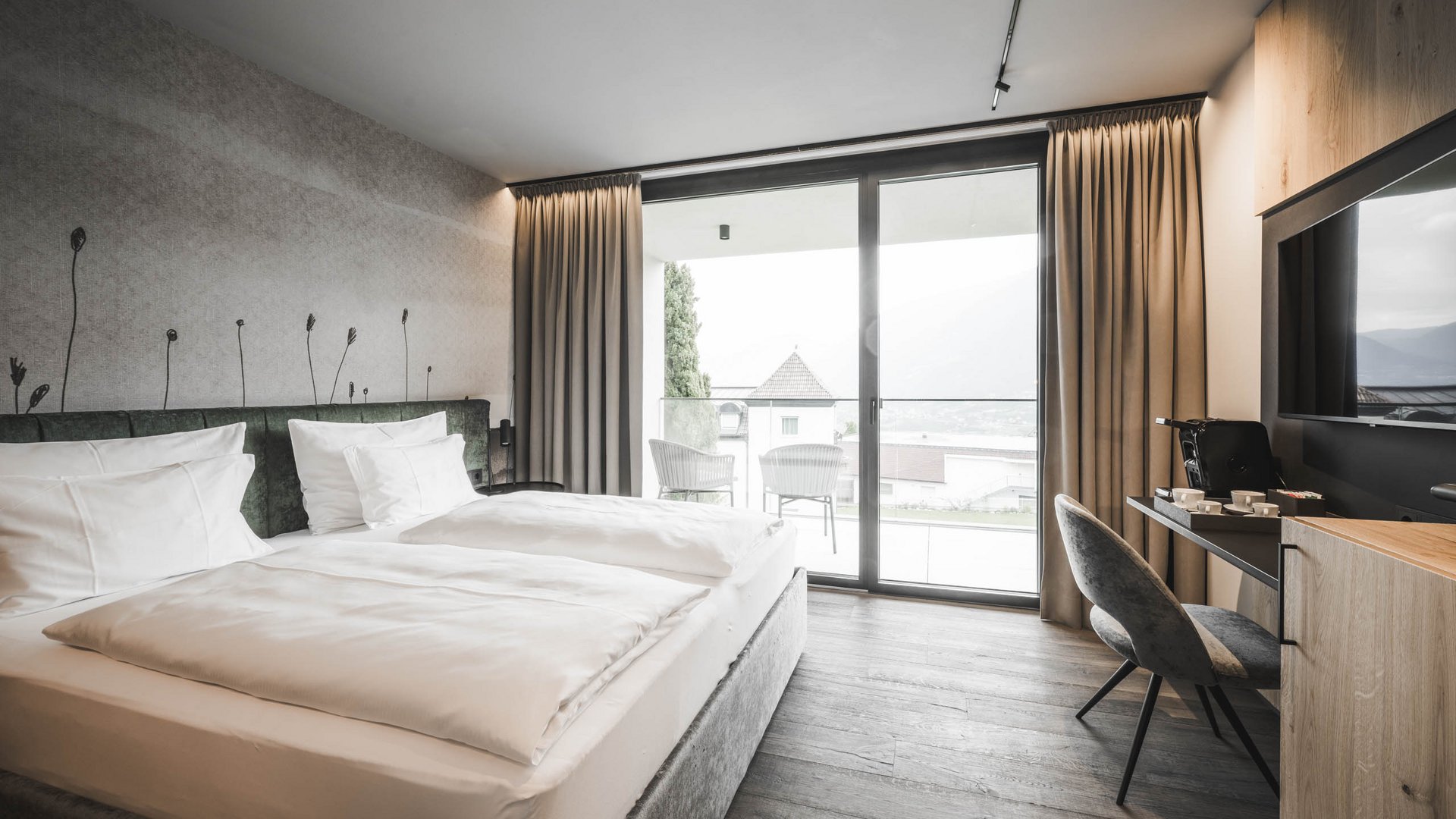 An accommodation in Dorf Tirol? SomVita Suites!