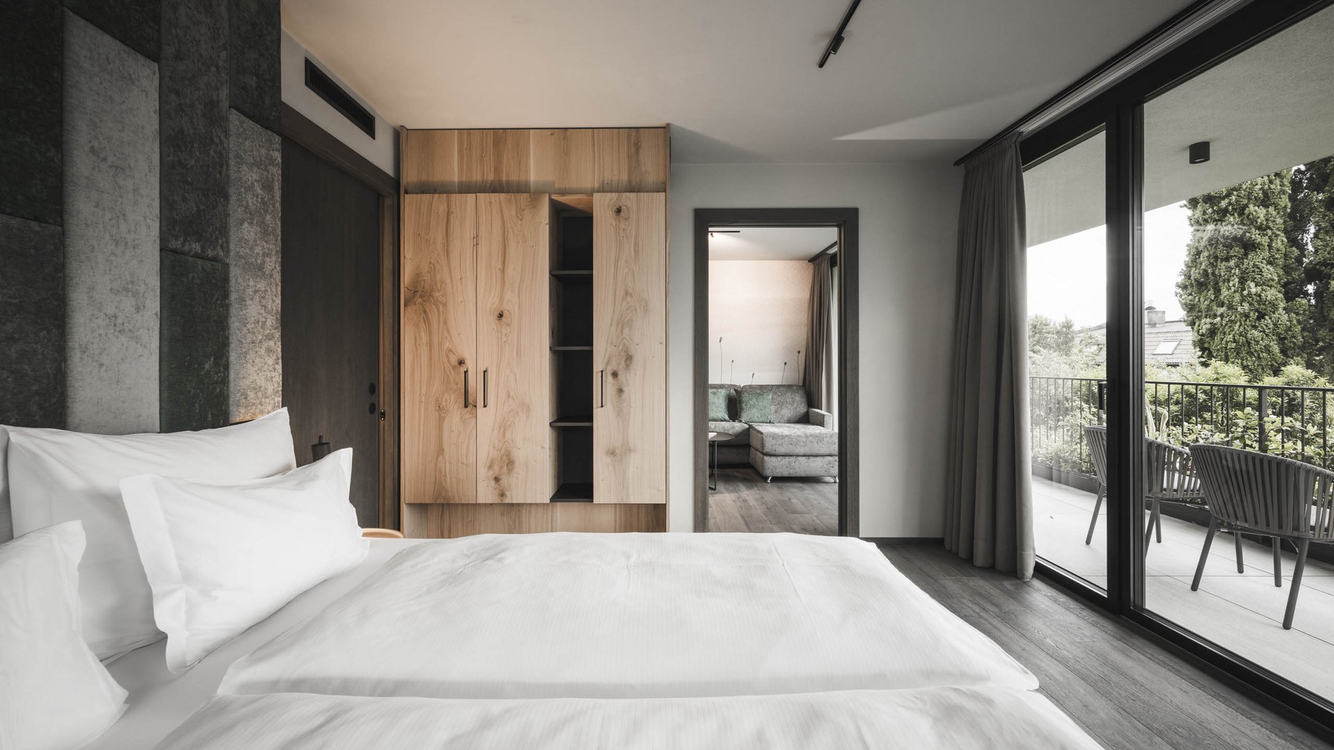 An accommodation in Dorf Tirol? SomVita Suites!