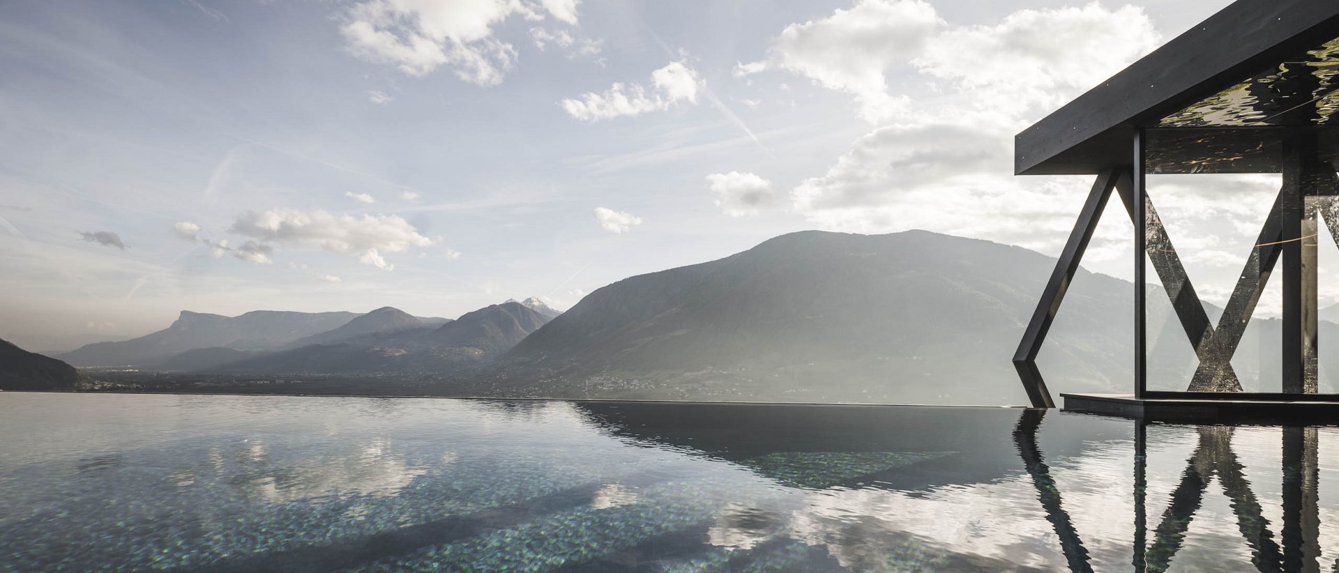 Willkommen in Dorf Tirol. Ihrem Hotel mit Charme.